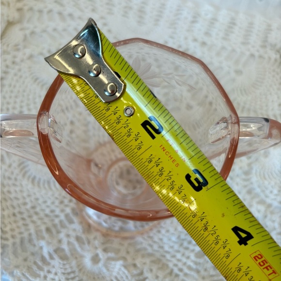Vintage Pink Glass Sugar Bowl - Picture 8 of 9